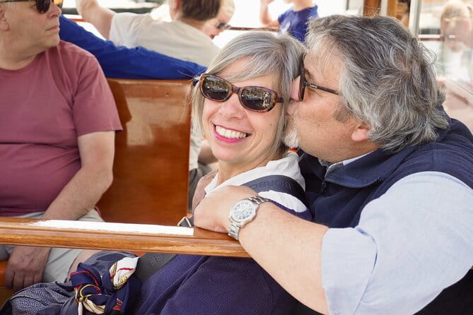 Lake Garda 4-Hour guided Boat Cruise to Sirmione - Key points / Takeaways