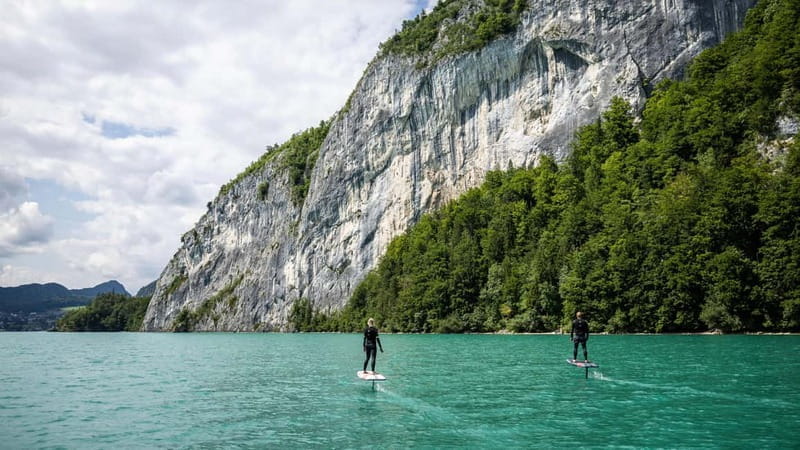 Lake Garda: Adrenaline-filled adventure with the e-foil - An in-depth look at the eFoil adventure on Lake Garda