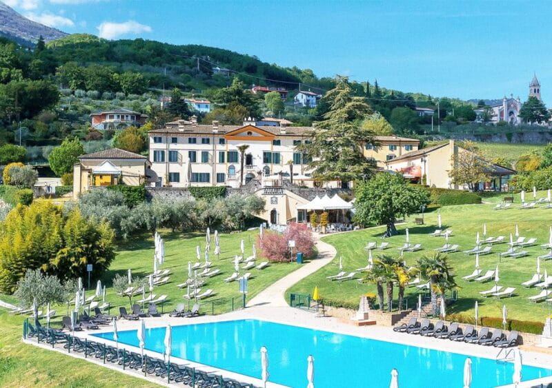 Lake Garda: Hotel Villa Cariola Pool Entry Ticket - The Pool Experience: Relaxation in Style