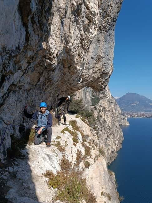 lake Garda: secret ledge - Duration and Logistics