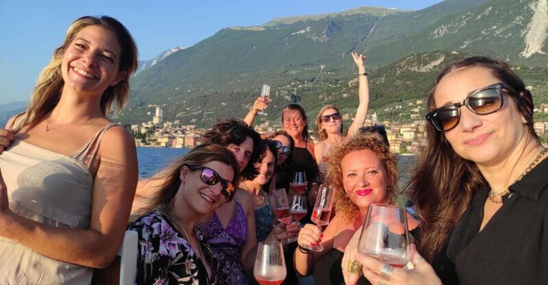 Lake Garda tour with onboard aperitif 4 hours - Who Should Consider This Tour?