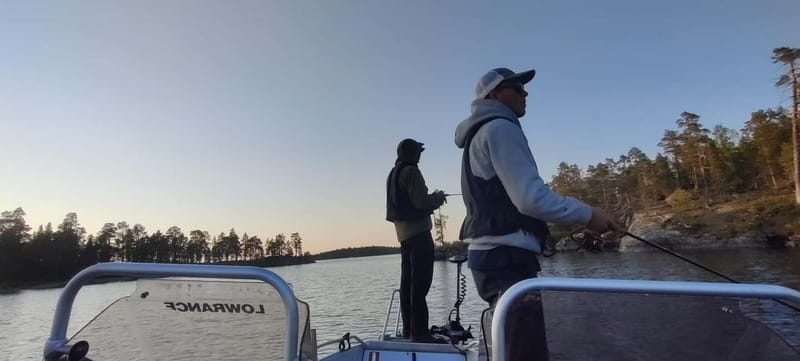 Lake Inari: Fishing and Boating Day Trip - Price and Logistics: Is It Good Value?