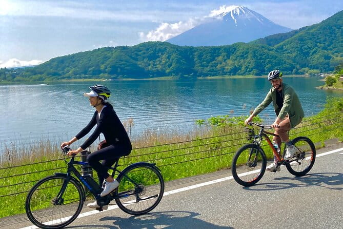 Lake Kawaguchi Explorer: E-Bike Guided Tour - Meeting and Pickup