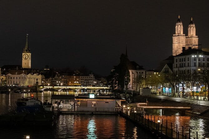 Lake Zurich mini boat tour / by night! - Final Thoughts: Who Should Consider This Tour?