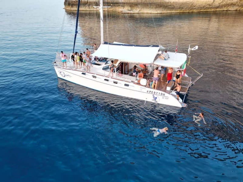 Lampedusa: Catamaran tour around the island with lunch - Who Should Consider This Experience?