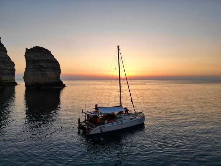 Lampedusa: Dolphin watching with aperitif at sunset - Exploring Lampedusa from the Water