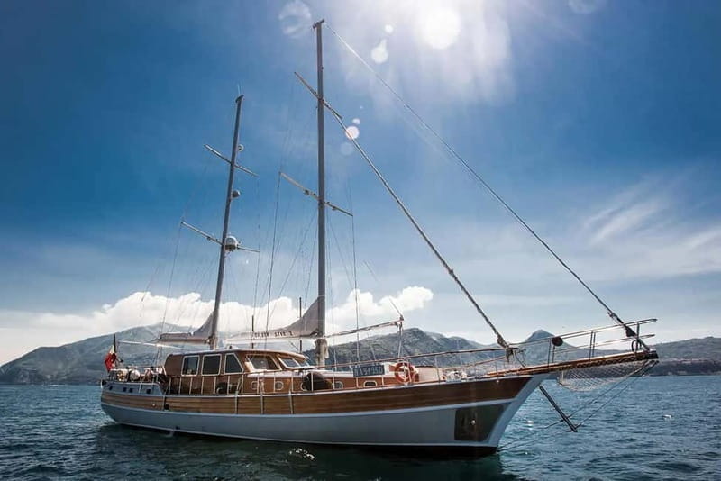 Lampedusa: Elegant Day Boat Tour with Lunch on board - Key points / Takeaways