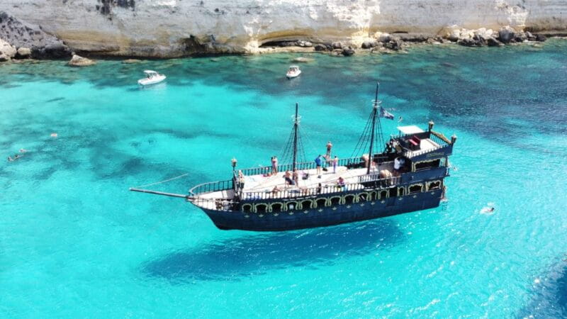 Lampedusa: Pirate Ship Boat Tour with Lunch and Music - Who Will Love This Tour?