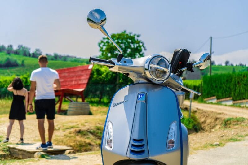 LANGHE: Vespa tour with a delicious Barolo wine tasting - Who Will Enjoy This Tour?