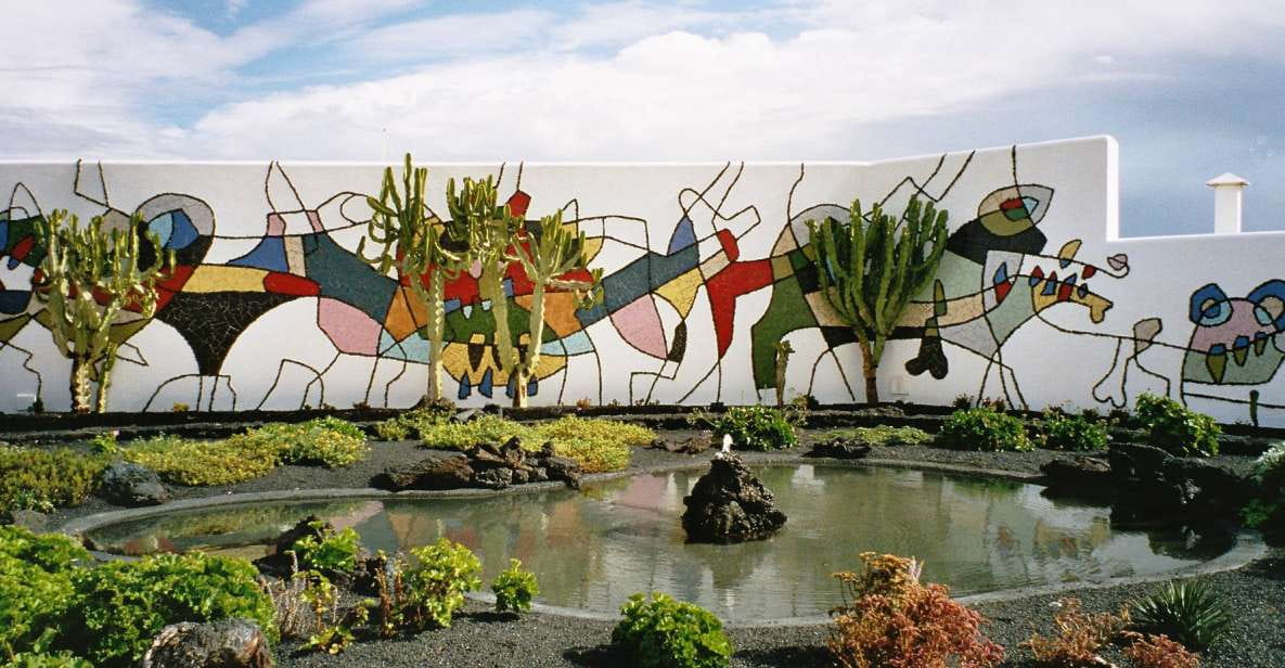 Lanzarote: César Manrique Foundation and Teguise Market - Key Points