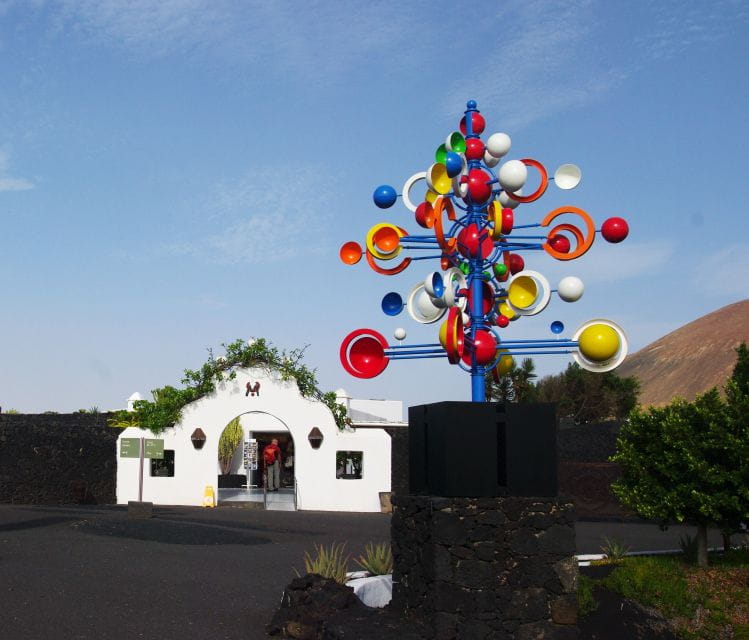 Lanzarote: César Manrique & Teguise Market From Cruise Port - Important Information