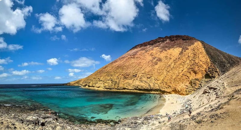 Lanzarote: La Graciosa Complete Jeep Tour with Beach Time - Final Thoughts: Who Will Love This Experience?