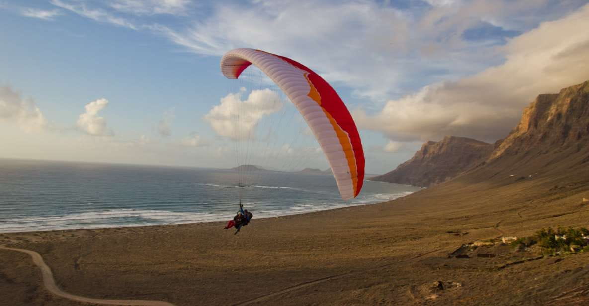 Lanzarote: Paragliding Flight With Video - Hike to the Take-Off Site