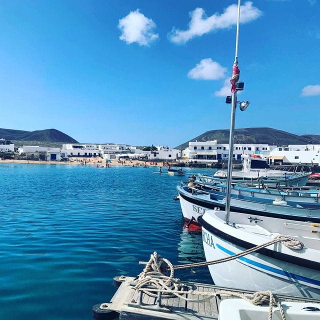 Lanzarote: Return Ferry to La Graciosa With Bus Pickup - Things To Know