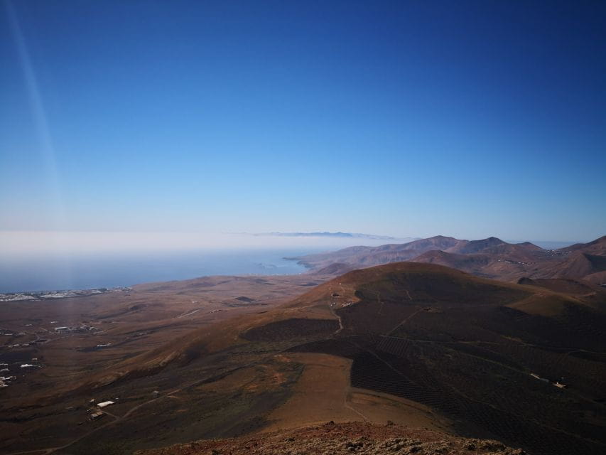 Lanzarote: The Geria Vineyards Hiking Tour - Inclusions and Meeting Details