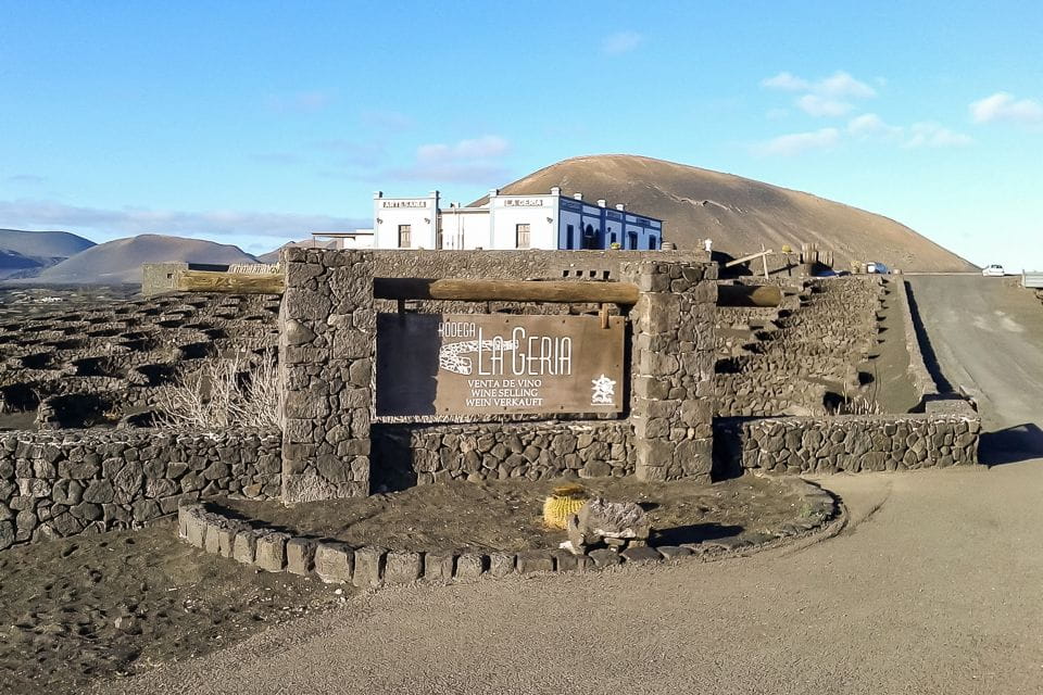 Lanzarote: Timanfaya National Park Volcanic Craters Tour - Customer Feedback and Ratings