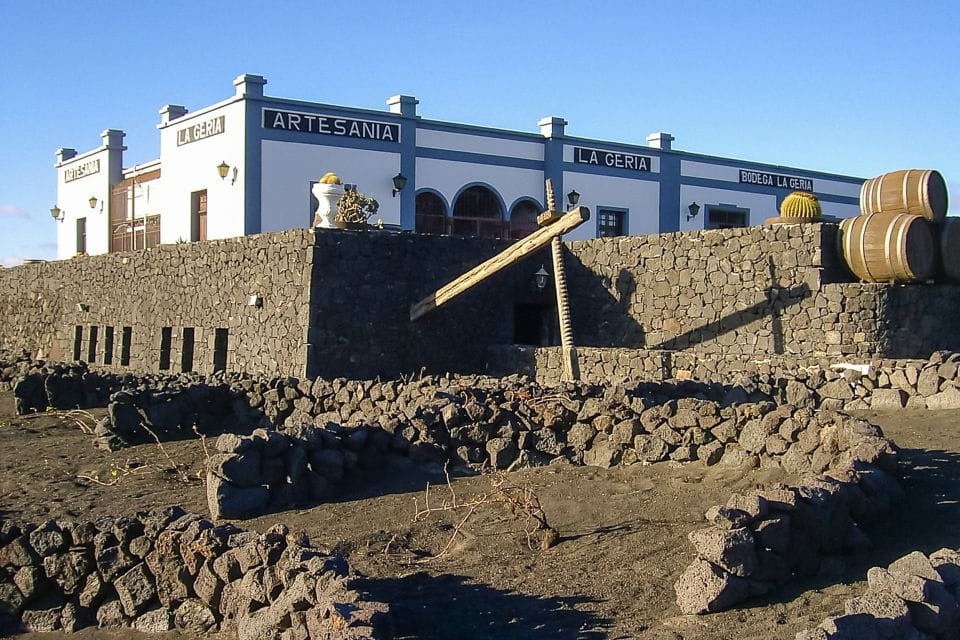 Lanzarote: Timanfaya Park and Jameos Del Agua Full-Day Tour - Things To Know