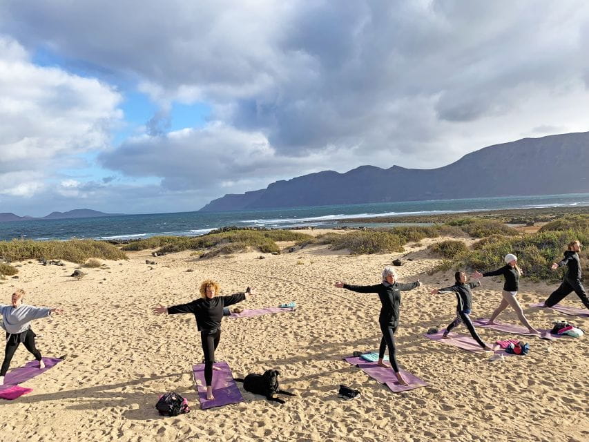 Lanzarote: Volcanic Yoga Session With Ocean Views - Key Points