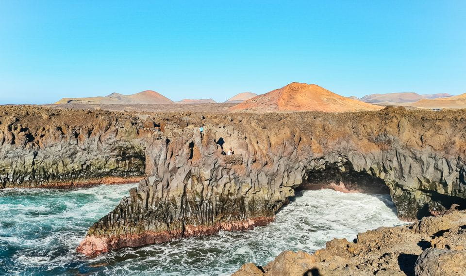 Lanzarote: Volcanos of Timanfaya and Caves Tour With Lunch - Important Notes