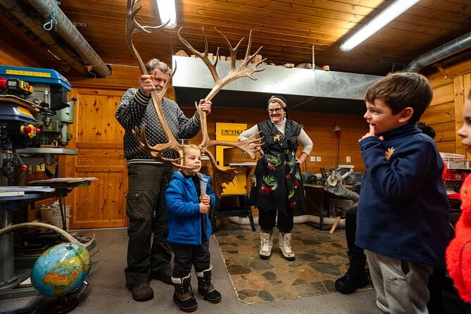 Lappish workshop - Discovering Rovaniemis Lappish Handicraft Workshop: A Deep Dive