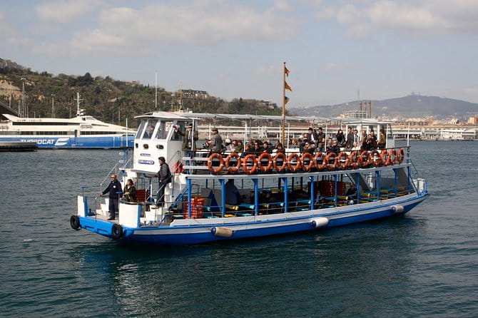 Las Golondrinas Barcelona 40-min Boat Tour - Key points / Takeaways