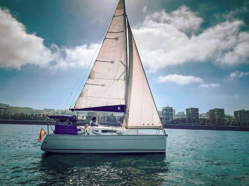 Las Palmas: Learn to sail with our sailboat. - Practical Tips for Your Sailing Adventure