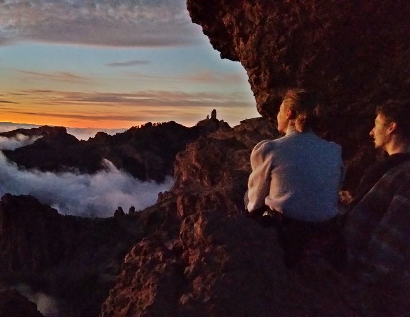 Las Palmas: Sunset & Night Sky Guided Astronomy Hiking Tour - Included Amenities