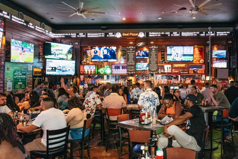 Las Vegas: Club Crawl and Party Bus With Free Drinks - Starting Location