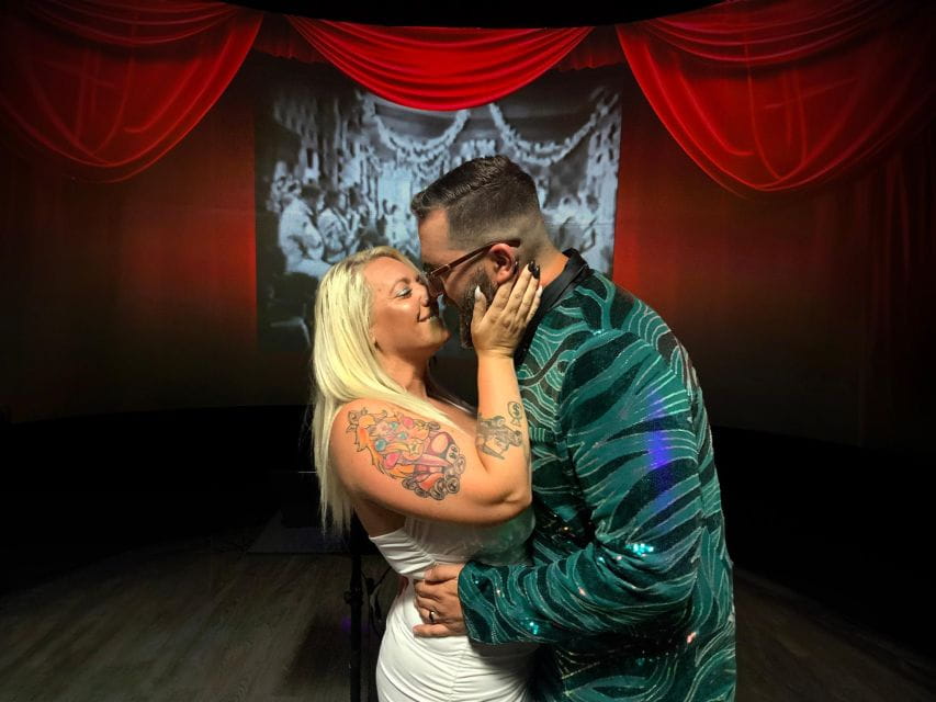 Las Vegas: Great Gatsby Wedding Ceremony + Photography - International Client Accommodations