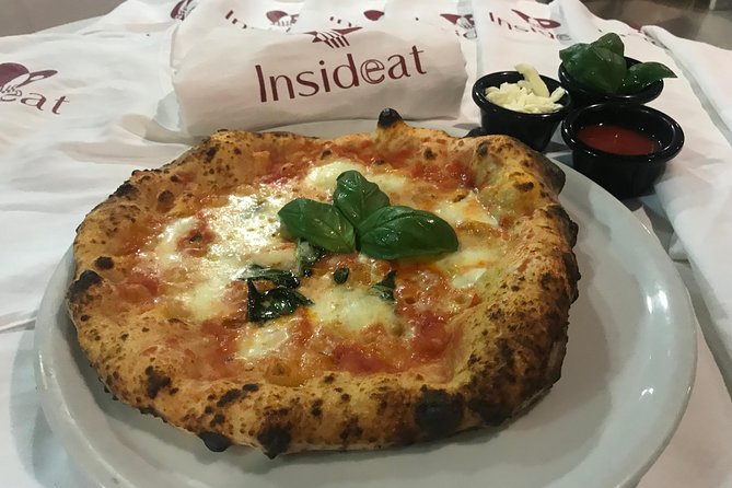 Last Lap! 1h Pizza Class in Rome - Participants and Group Size