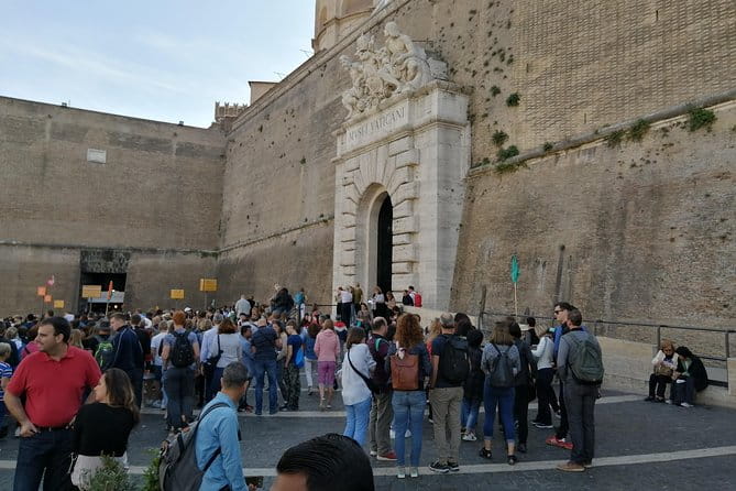 Last Minute Entrance Ticket for Vatican museum's & Sistine Chapel - FAQs