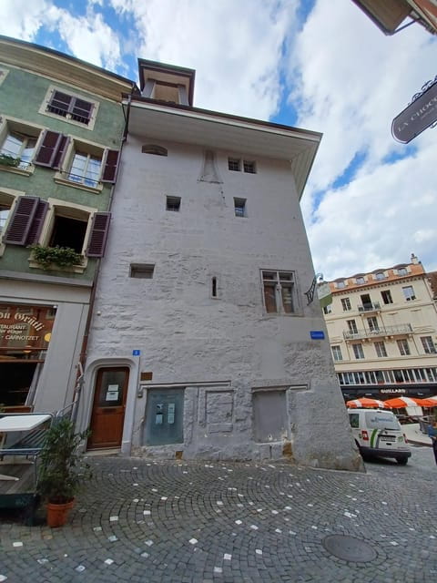 Lausanne: Private Chocolate and History Tour - Key Points / Takeaways