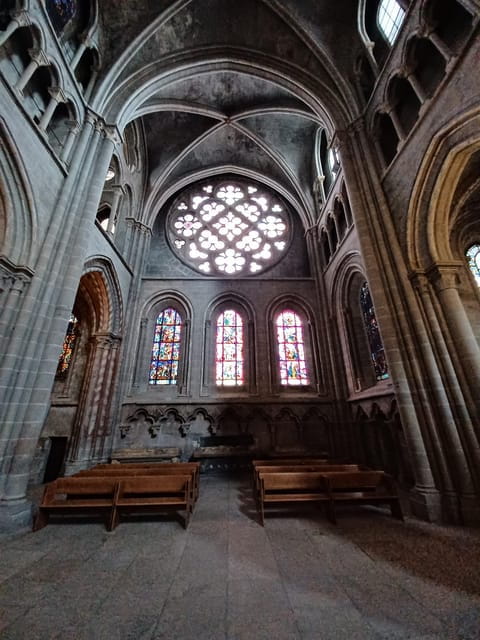 Lausanne: Private Chocolate and History Tour - Chocolate Tastings: A Delicious Dive into Swiss Tradition