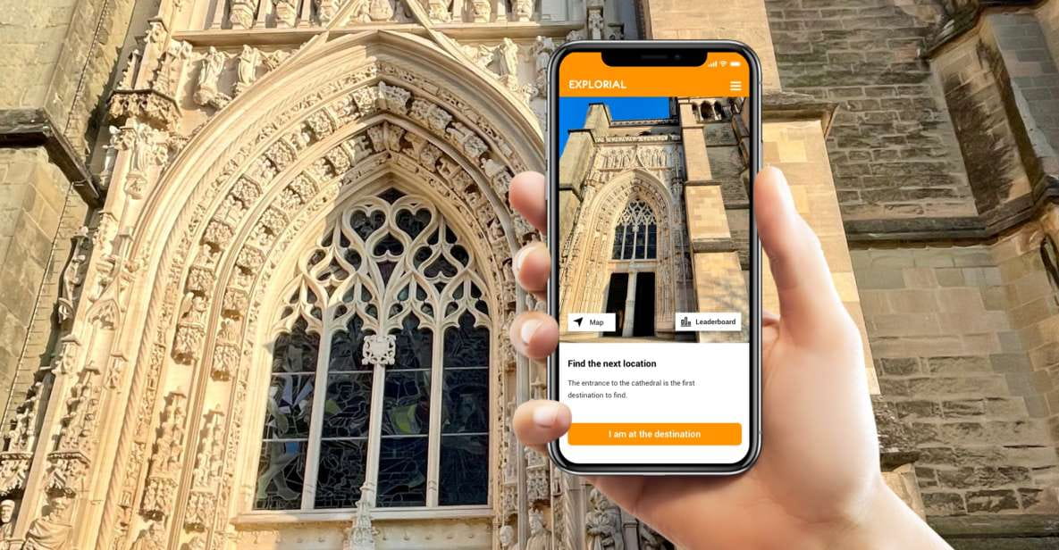 Lausanne: Scavenger Hunt and Self-Guided City Walking Tour - Language Options