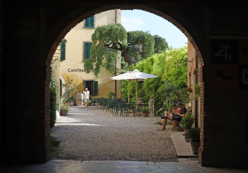 Lazise: Historical Center Wine Tasting Tour - Key Points / Takeaways