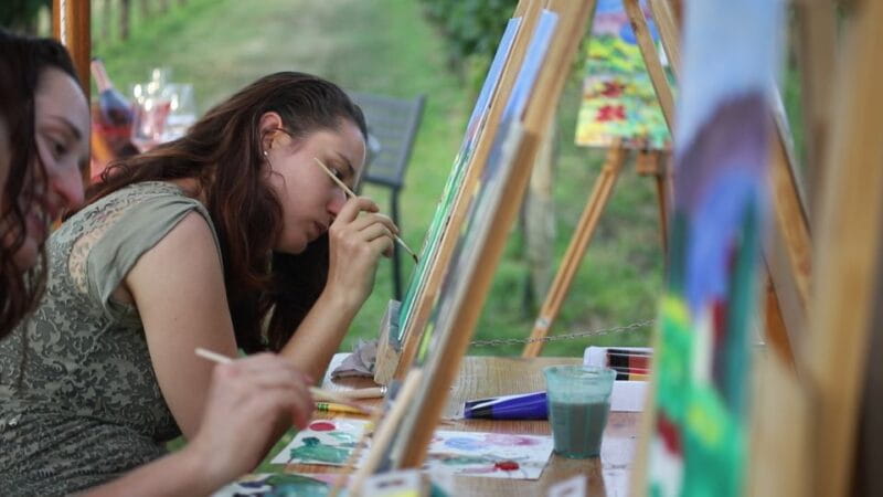 Lazise: Painting Expereince with Wine and Local Food Platter - Key points / Takeaways