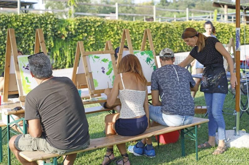 Lazise: Painting Expereince with Wine and Local Food Platter - Logistics and Practicalities: Easy, Relaxed, and Well-Organized