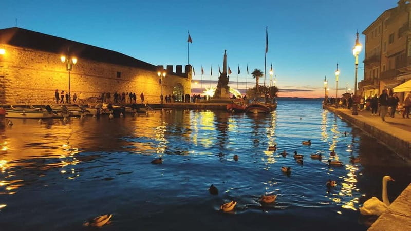 Lazise Private Tour: Timeless Charm of Lake Garda - Strolling Along Lungolago Marconi: Lake Garda’s Best View