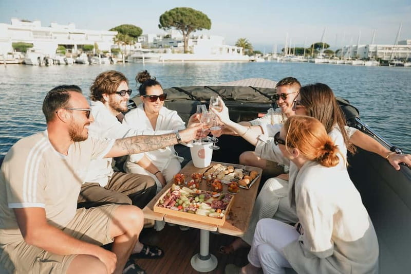 Le Grau du Roi: Privatize a charming boat for 2 hours with skipper - Key points / Takeaways