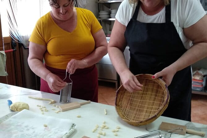 Learn how to make fresh pasta or Sardinian desserts from Vero Local - FAQ