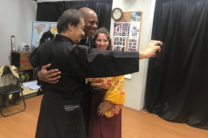 Learn The Katana Sword Technique of Samurai and Ninja - Dressing in Traditional Costumes