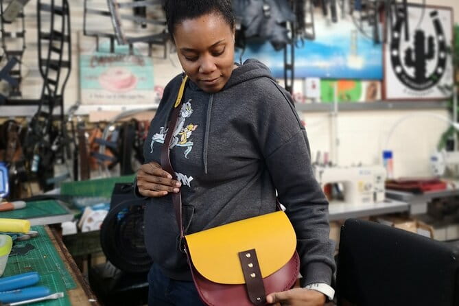 Leather workshops, Private classes - FAQ