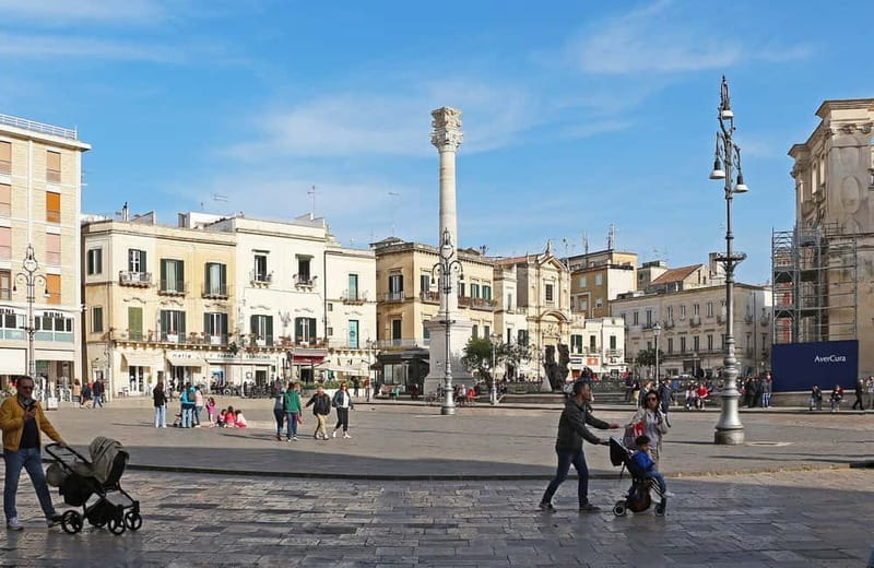 Lecce: Baroque Walking Tour with Personal Shopper - Navigating the Itinerary