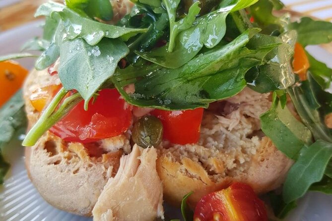 Lecce History and Street Food Tasting Small Group Tour - Meeting Information