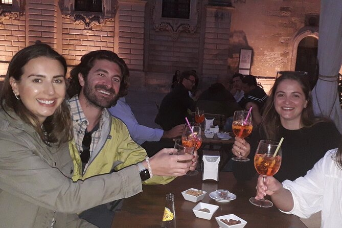 Lecce History and Street Food Tasting Small Group Tour - Exploring Lecces Baroque Architecture