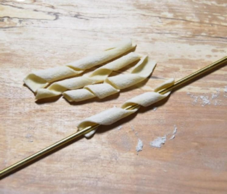 Lecce Home Cooking Class: Craft Orecchiette & Savor Wine - Discovering the Charm of Lecce’s Home Cooking Experience