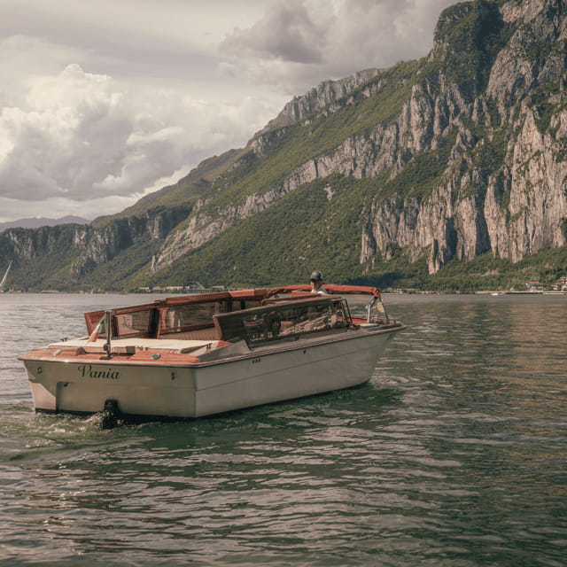 Lecco: Sunset Shared Boat Tour with a Prosecco Aperitif - Analyzing the Cost and Value