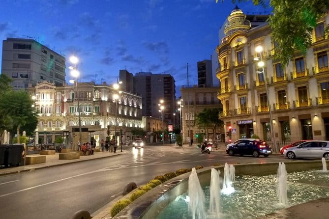 Legends and Mysteries Walk - The Value of the Experience: Price, Group, and Timing