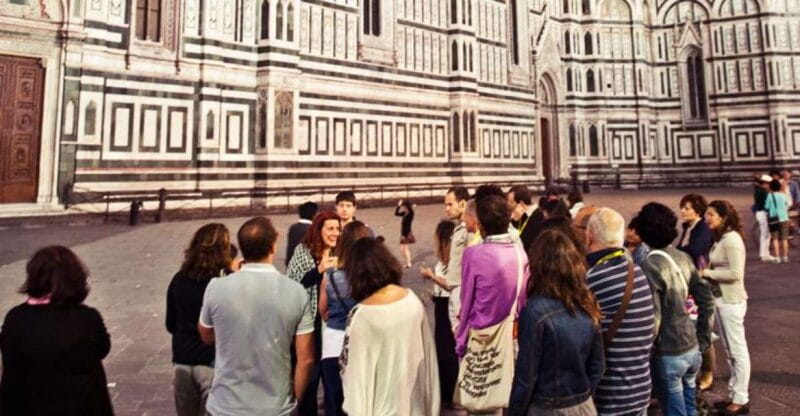 Legends of Florence: Exclusive Walking Tour by night - Florence by Night: A Deep Dive into the Legends and Landmarks