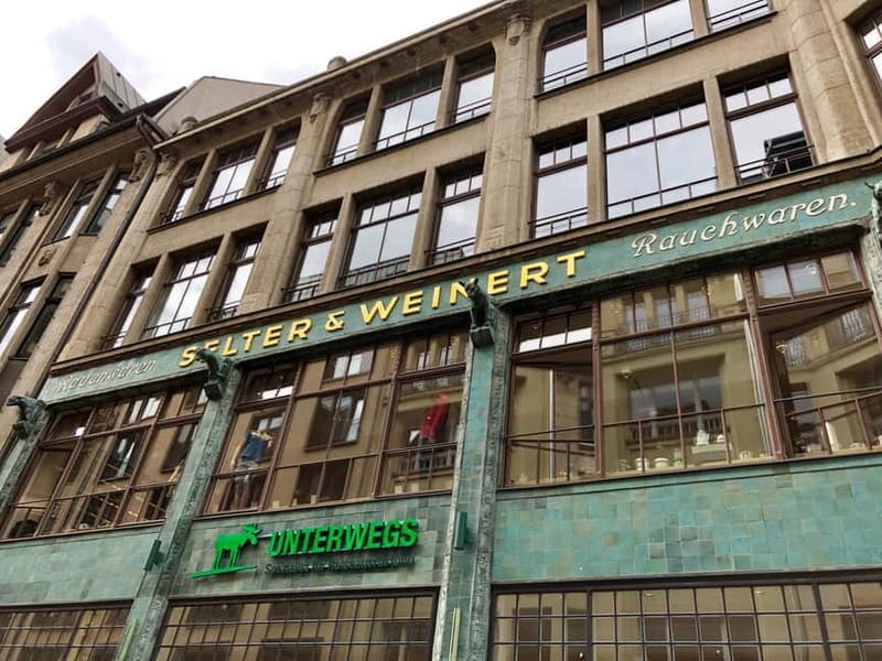 Leipzig: City Tour 2.0  Spot Past with Mobile Projections - The Itinerary: A Carefully Chosen Path of Highlights and Hidden Corners